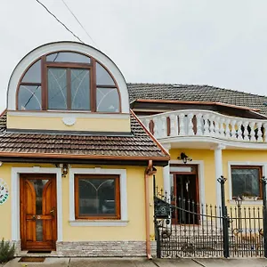  Apartman Kipp-kopp Vendeghaz
