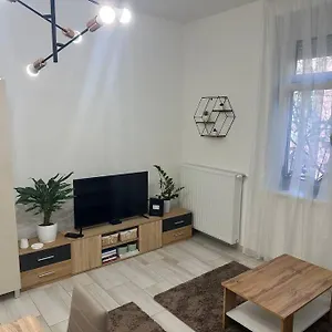  Apartman Szive